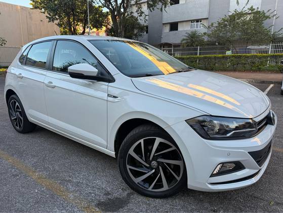 VOLKSWAGEN POLO 1.0 200 TSI HIGHLINE AUTOMÁTICO